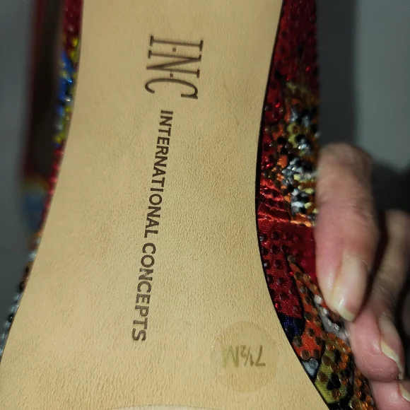 INC International Concepts Red Comic-Print Pointed-Toe Crystal Heels - Picture 6 of 12